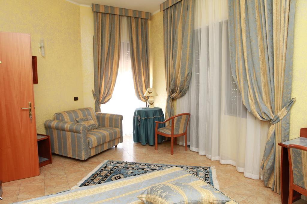 Hotel San Giuseppe - Cityhotel Катандзаро Екстер'єр фото