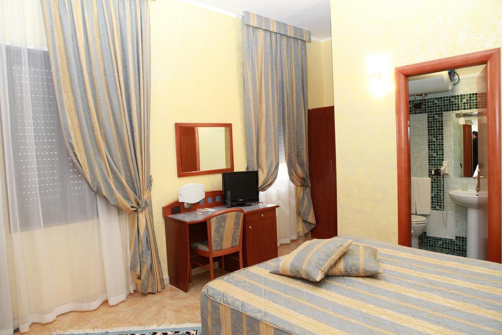 Hotel San Giuseppe - Cityhotel Катандзаро Екстер'єр фото
